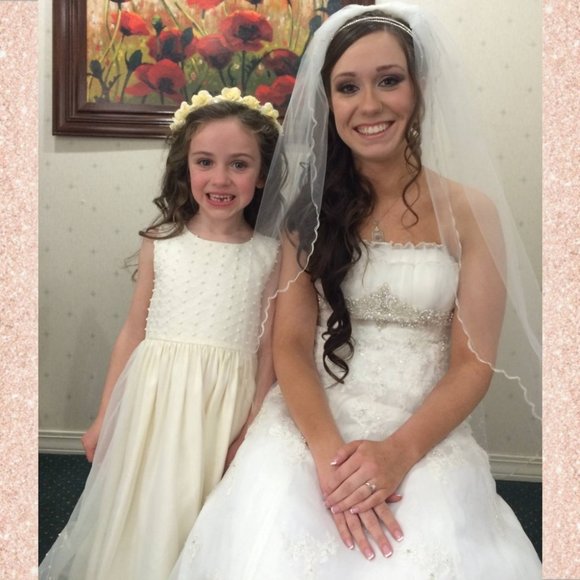 Cinderella Ivory Sleeveless Lace Flower Girl Dress - Picture 2 of 8